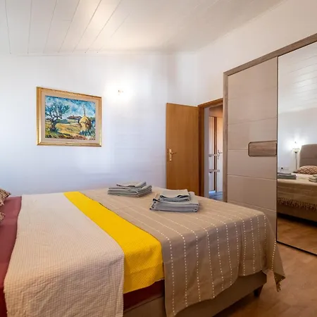 Guest house Villaistra