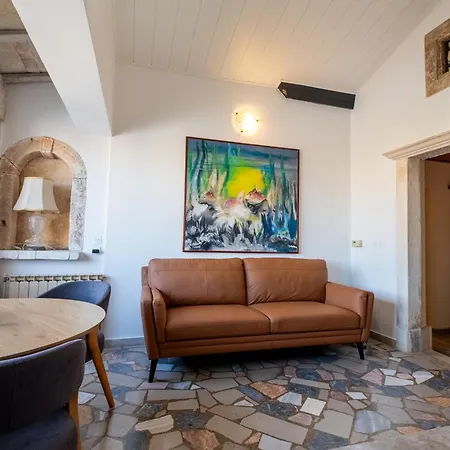 Guest house Villaistra