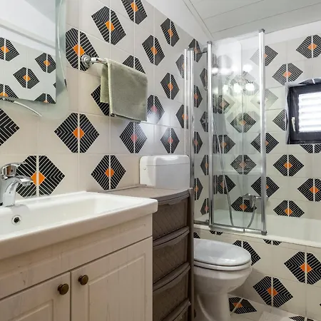 Guest house Villaistra